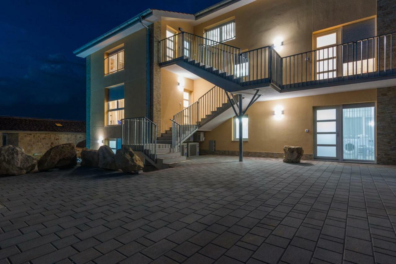 Apartamento Fabulous House B With Outdoor Pool Zaton  Exterior foto